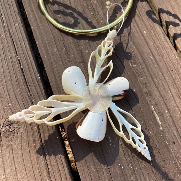 Seashell Ornament on Gold Stand Coastal Decor Beach House Decoration - Picture 4 of 5